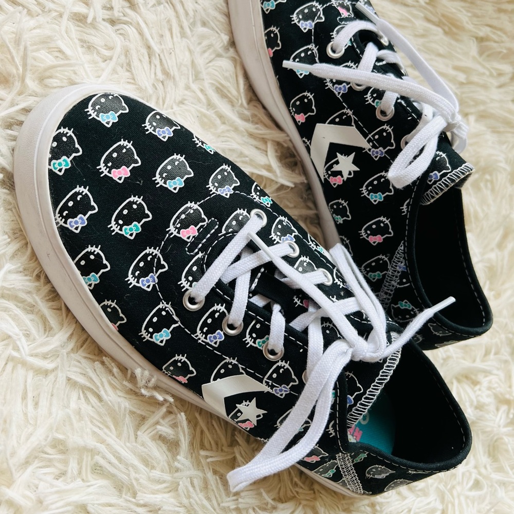 Converse Hello kitty shoes